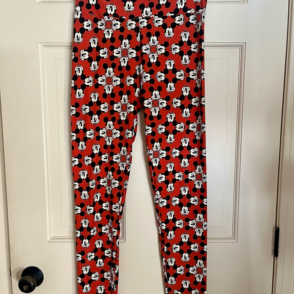 NWOT LuLaRoe Women’s Mickey Mouse Buttery Soft Leggings, One Size